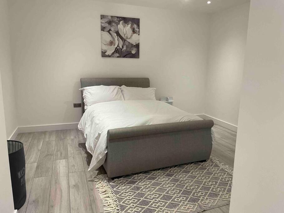 Stylish And Cosy 2 Bedroom Flat In London Borough of Croydon Exteriör bild