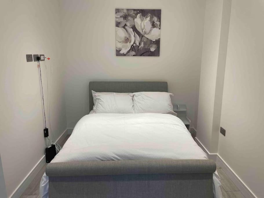 Stylish And Cosy 2 Bedroom Flat In London Borough of Croydon Exteriör bild
